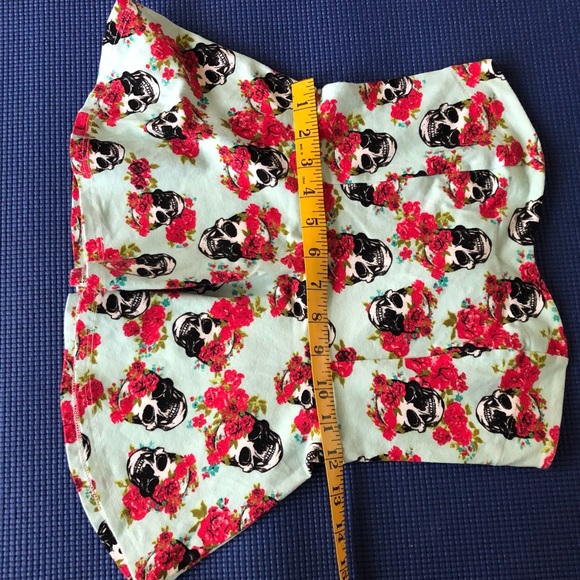 Kirra PacSun Skulls and Roses Peplum Strapless Corset Top  Tube Top - Picture 5 of 15